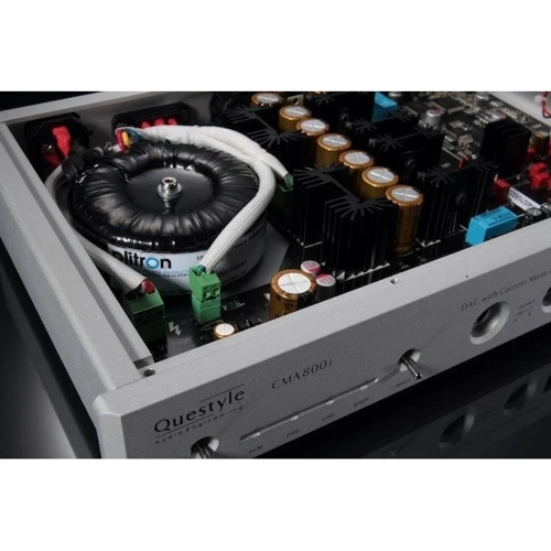 Questyle CMA800i: Входы RCA