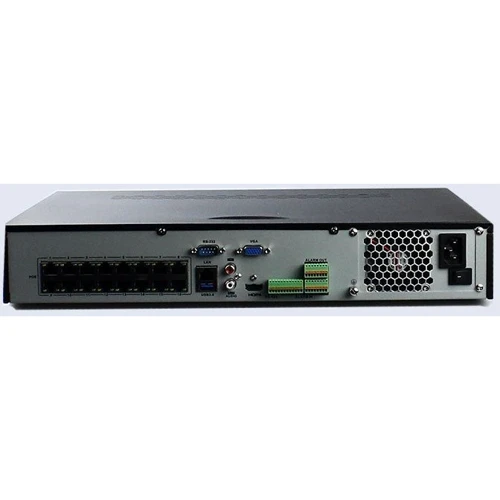 Регистратор видеонаблюдения Hikvision DS-7716NI-K4/16P: Тип носителя HDD