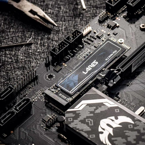 LEVEN JPR700 1 TB (JPR700-1TB): Тип накопителя внутренний