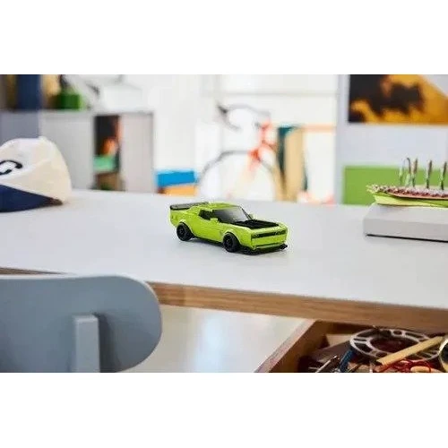 Конструктор LEGO Speed Champions Спортивный автомобиль Dodge Challenger SRT Hellcat (77237)