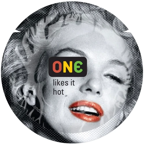 Презерватив ONE Color Sensations - ONE likes it hot (Red) 1 шт