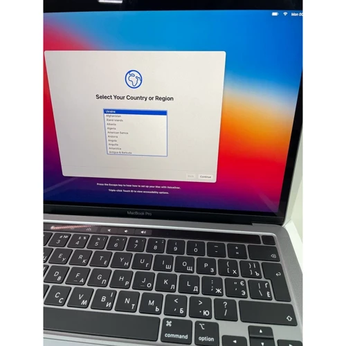 Apple MacBook Pro M1 13 256GB Space Gray Custom (Z11B000E3) 2020 (MacBook) (SFVFGNBW5Q05N) Approved фото 9