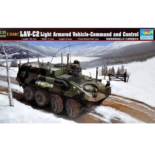 Командирский БТР TRUMPETER Морской пехоты США LAV-C2 TR00371