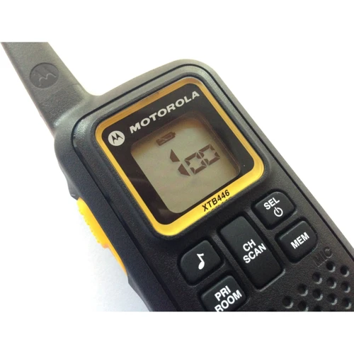 Рация носимая Motorola XTB 446: Вид носимая