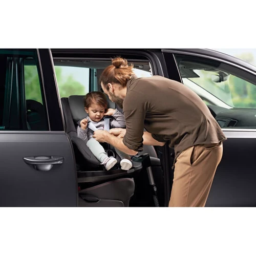 Автокресло BRITAX-ROMER DUALFIX 3 i-SIZE Jade Green: Крепление Isofix есть