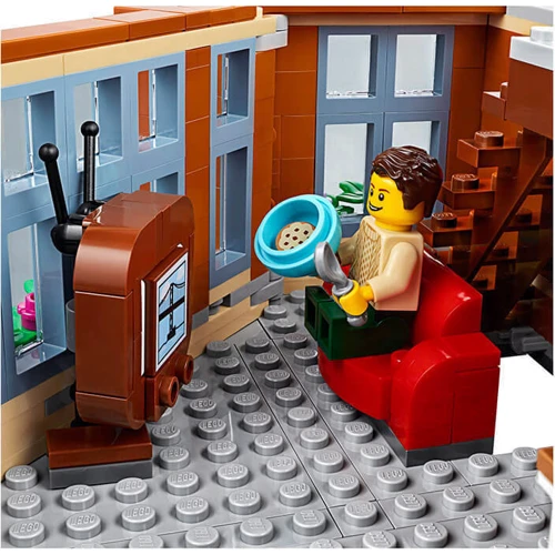 LEGO Creator Гараж на розі (10264): Кількість деталей, шт. 2569