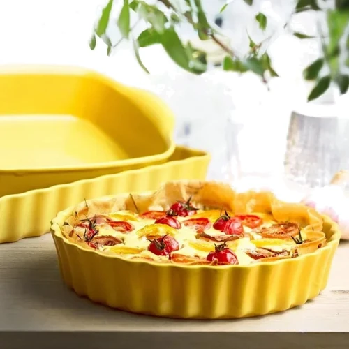 Форма для выпечки Emile Henry Ovenware 28 см желтая (906028): Крышка Нет