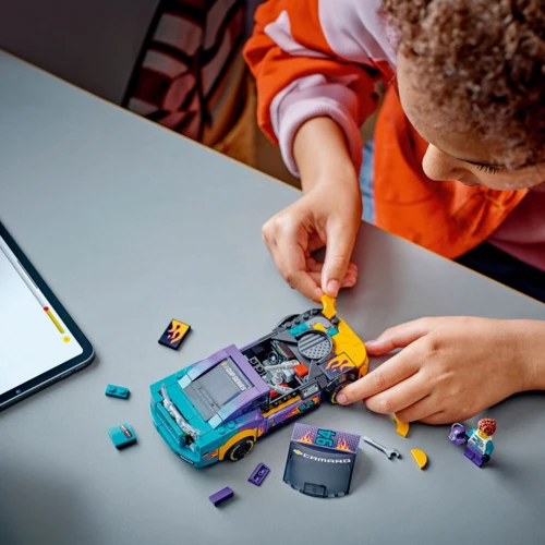 Конструктор LEGO Speed Champions NASCAR® Next Gen Chevrolet Camaro ZL1 (76935) фото 6