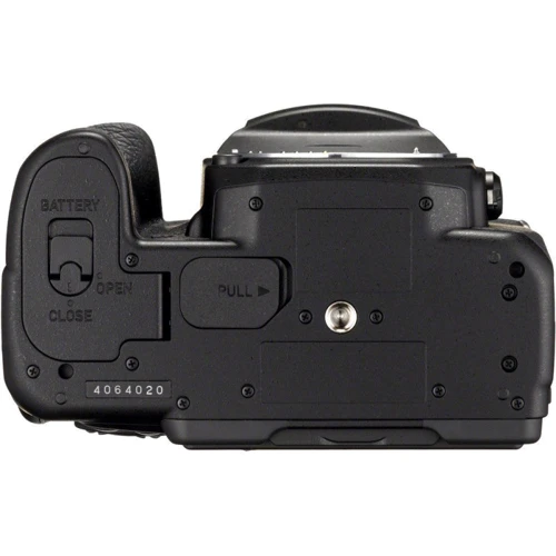 Pentax K-1 kit (24-70mm WR): Размер дисплея 3.2&quot;