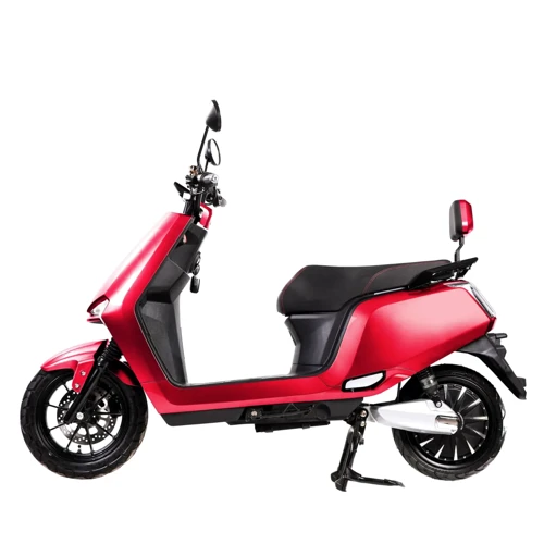 Електроскутер Aima M4 2000W Red Gloss: Ємність батареї, Втч 2160