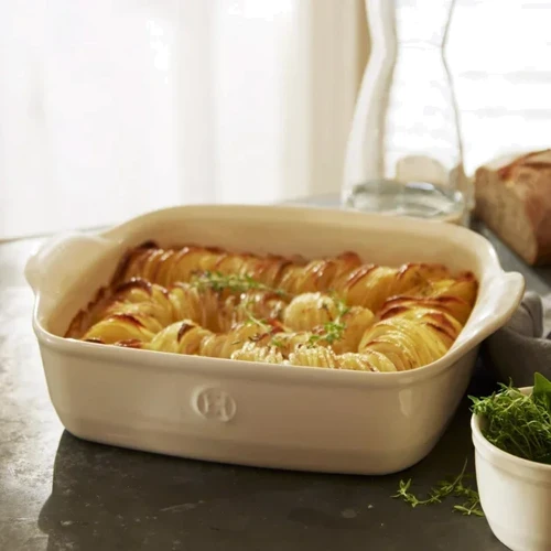 Форма для запекания Emile Henry Ovenware 1.8 л 28x24 см керамическая кремовая (022050): Материал Керамика