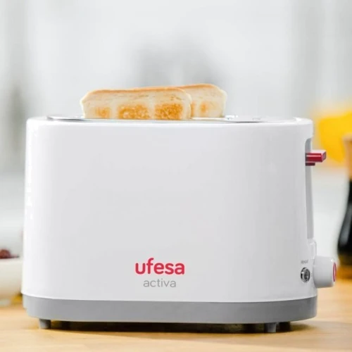 Тостер Ufesa TT7385 (71304545): Материал корпуса Пластик