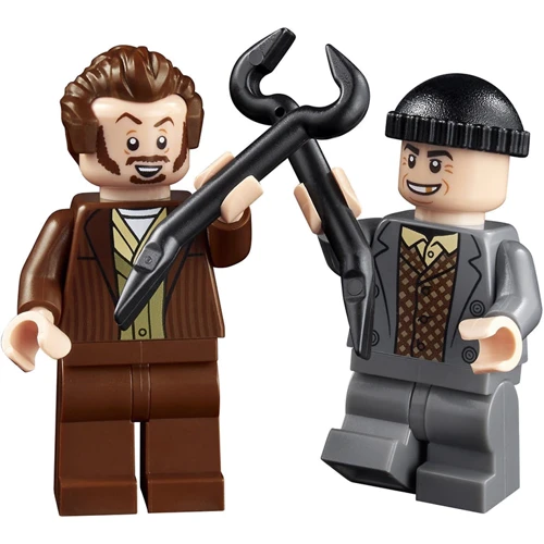 Конструктор LEGO Ideas Один дома (21330): Количество деталей, шт. 3955