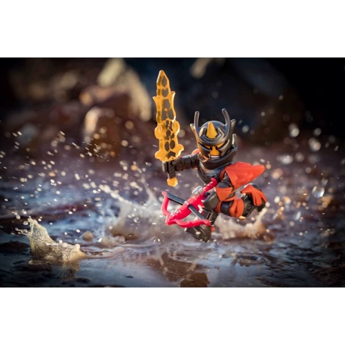 Игровая коллекционная фигурка Jazwares Roblox Сore Figures Flame Guard General (10797R): Пол Для мальчиков