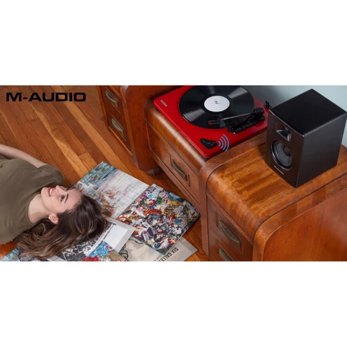 Студийные мониторы M-AUDIO BX3 BT Bluetooth Monitors: Вид Активный