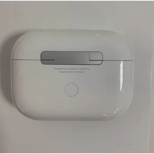 Apple AirPods Pro (MWP22) (Наушники)(SH6TG7E650C6L) Approved: Причина уценки Мелкие царапины на кейсе, наушники новые