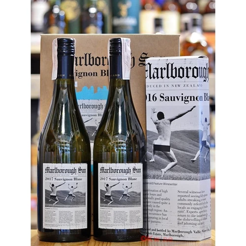 Набор вина Sauvignon Blanc Marlborough Sun (0.75 л)+ Sauvignon Blanc Marlborough Sun, Saint Clair (0,75 л) (BW32720)+ футболка размер M: Вид напитка Сухое