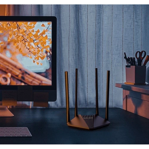 Маршрутизатор Wi-Fi Mercusys MR30G: Максимальная скорость 300+867 Мбит/с