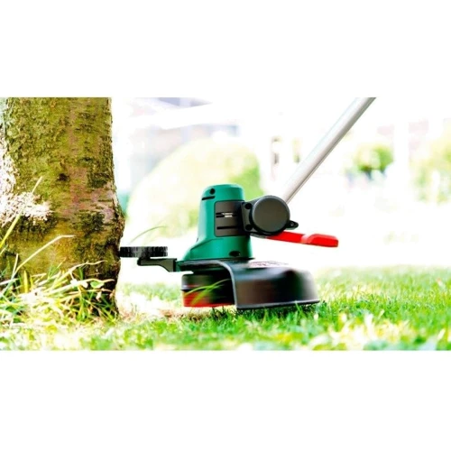 Акумуляторна ручна газонокосарка Bosch UniversalGrassCut 18V-260 1 x акумулятор PBA 18V 2.0Ah + Зарядний пристрій AL 18V - 20 (06008C1D03): Тип двигуна Электродвигатель
