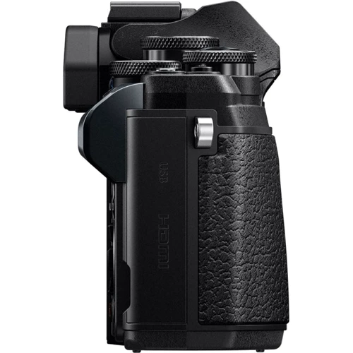 Olympus OM-D E-M10 Mark III Body Black: Максимальный размер кадра 4608x3456