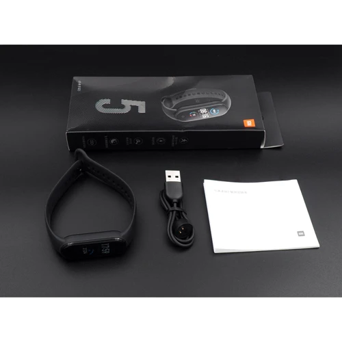 Фитнес-браслет Xiaomi Mi Smart Band 5 Black: Умный будильник есть