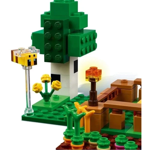 Конструктор LEGO Minecraft Будинок для поросят 238 деталей (21268) фото 6