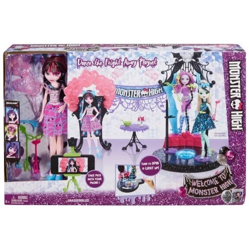Игровой набор Mattel, Monster High Вечеринка с Дракулаурой (DNX68)