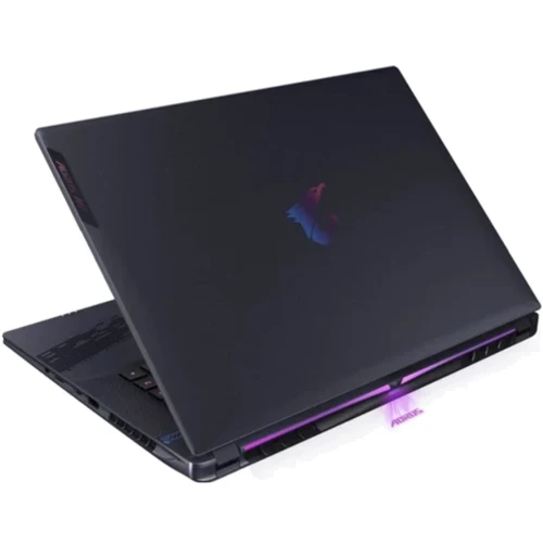 Ноутбук GIGABYTE AORUS 16 (BKF-73US654SH): Вага 2.6 кг