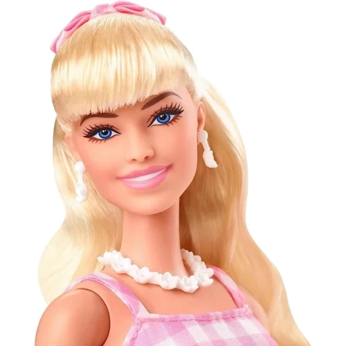 Коллекционная кукла Barbie The Movie Perfect Day Марго Робби в клетчатом платье (HPJ96) фото 4