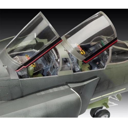 Сборная модель Revell Истребитель F-4G Фантом II "Дикая ласка" уровень 5 масштаб 1:32 фото 5