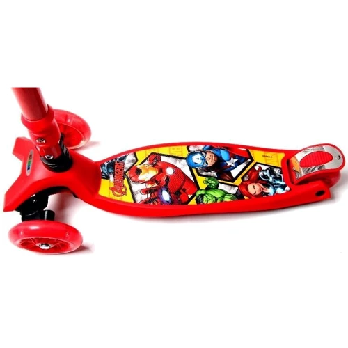 Самокат Maxi Scooter. Disney Супер Герої Marvel Avengers (нахил керма і складна ручка): Тип коліс литі