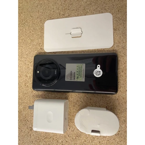 Realme 11 Pro+ 12/256GB Astral Black (Смартфони)(77670340) Approved: Причина уцінки При сбросе к заводским настройкам будут удалены Google Mobile Services и магазин Google Play Store. Распакован, незначительные потертости. Полный набор. Отсутствует украинский язык