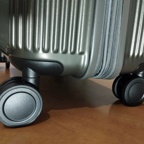 Валіза Swissbrand Hazel (L) Charcoal (SWB_LHHAZ174L): Тип ручки Телескопическая ручка, Короткая ручка