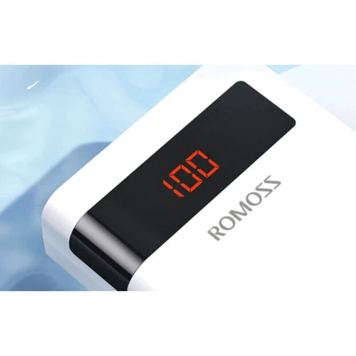 Зовнішній акумулятор Romoss Power Bank 30000mAh 22,5W Sense 8PF White (PHP30-852-1745H): Кількість USB 3