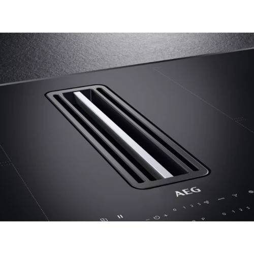 Варочная поверхность AEG CCE84779FB: Количество конфорок 4