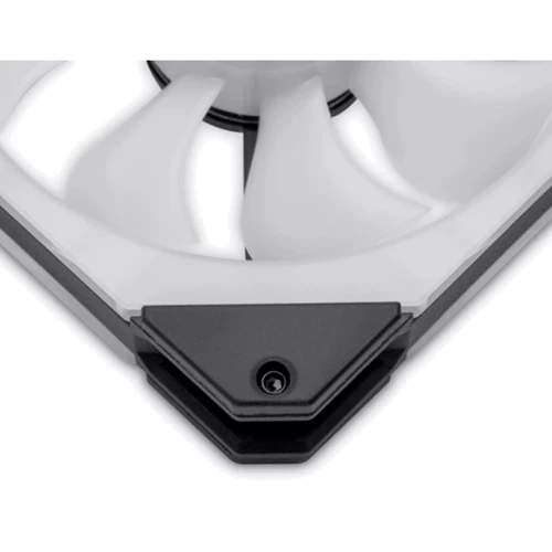 Кулер EKWB EK-Quantum Impulse 120 D-RGB Black (3831109854198): Разъем 4pin