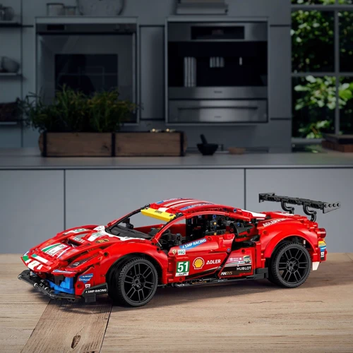 Авто-конструктор LEGO Technic Ferrari 488 GTE AF Corse №51 (42125): Серія TECHNIC