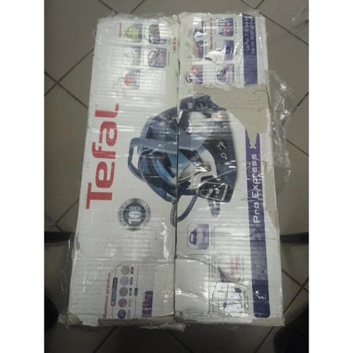 Tefal GV9080 (77688602): Причина уценки Нетоварный вид упаковки, потертости на резервуаре для воды
