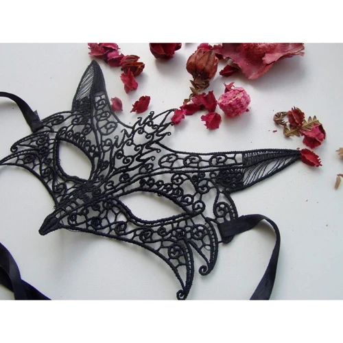 Ажурна венеціанська маска, SKN-C006