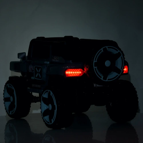 Дитячий електромобіль Bambi Racer Позашляховик білий (M 5822EBLR-1(24V))