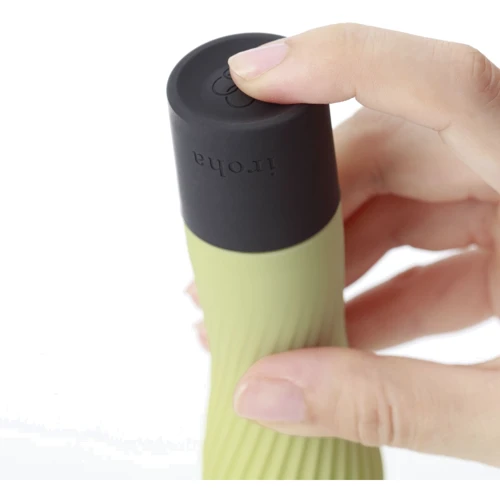 Вибратор IROHA ZEN Matcha с нежной ребристой поверхностью