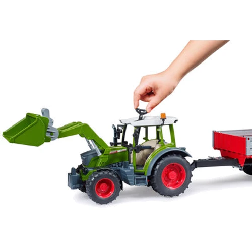 Автомодель Bruder Трактор Fendt Vario 211 з переднім навантажувачем та причепом (02182): Рекомендований вік от 3 лет