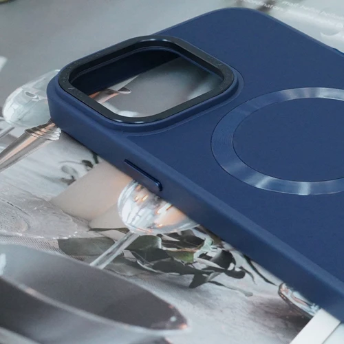 Чехол для iPhone TPU Case Bonbon Leather Metal Style with MagSafe Navy Blue for iPhone 15 Plus: Цвет синий
