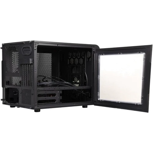 Корпус Thermaltake Core V21 Black (CA-1D5-00S1WN-00): Материал передней панели пластик