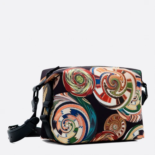 Женская сумка через плечо Desigual разноцвеная (22WAXA54): Пол Женский