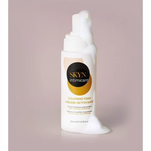 Піна для інтимного догляду SKYN Intimicare Cleansing Foam 200 мл