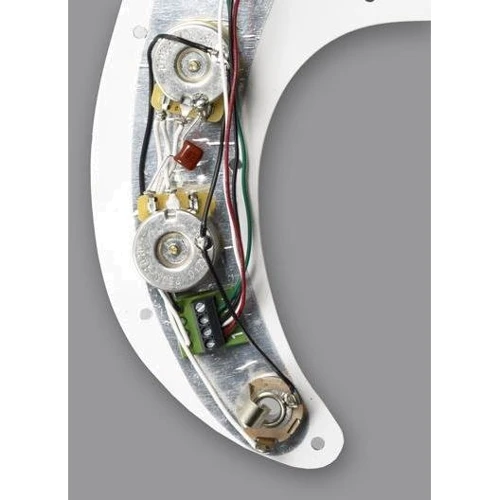 Пікгард зі звукоснимателями DIMARZIO Model P P-Bass (FB2100WA1BK): Тип Пікгард панелі
