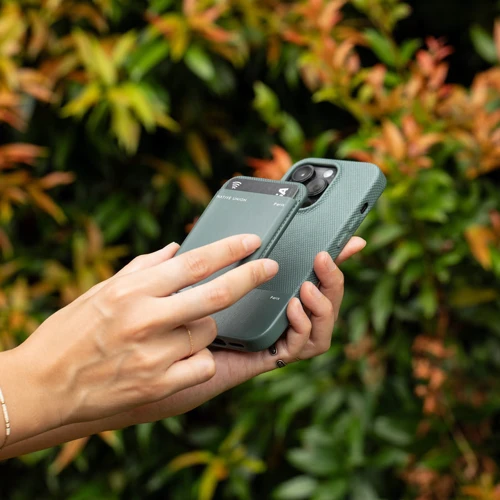 Чехол для iPhone Native Union (RE) Classic Case Slate Green (RECLA-GRN-NP23PM) for iPhone 15 Pro Max: Тип чехла накладка на заднюю часть