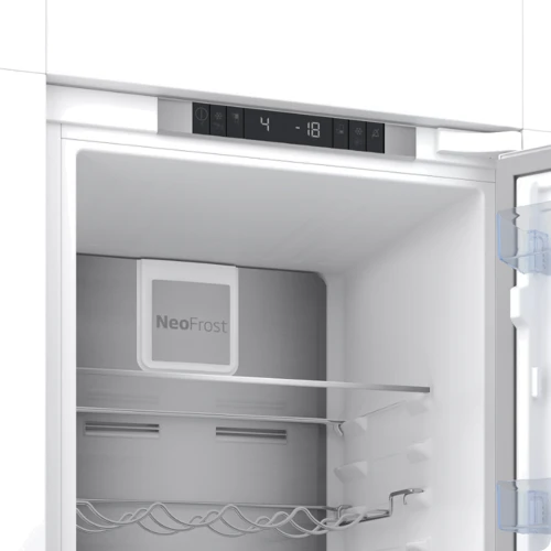 Встраиваемый холодильник Beko BCNA306E4SN: Тип Двухкамерный холодильник