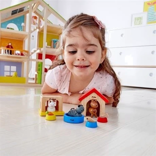 Деревянный игровой набор Hape Домашние животные (E3455)